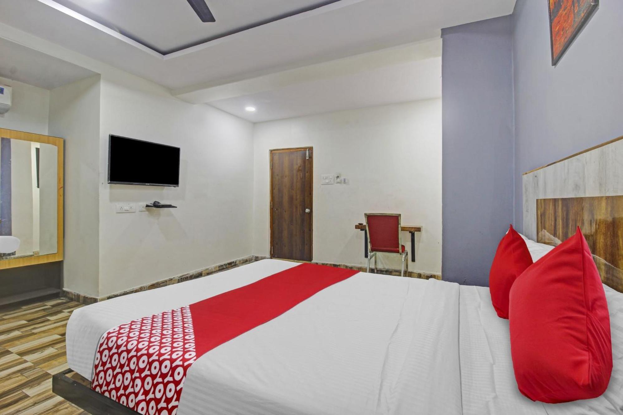 Super Hotel O Sri Sai Regency Hyderabad Exterior foto