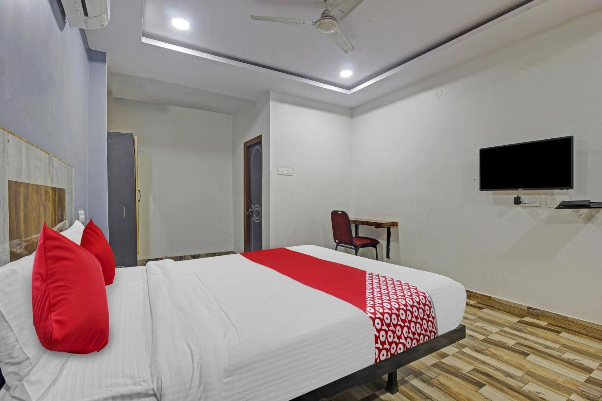 Super Hotel O Sri Sai Regency Hyderabad Exterior foto